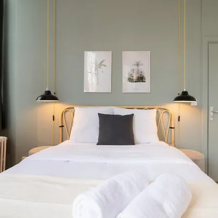 Hypercentre - Bright Apartment!