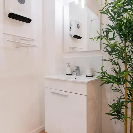 Hypercentre - Bright Apartment! Apartman