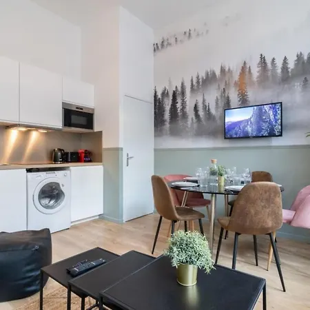 Hypercentre - Bright Apartment! Lejlighed