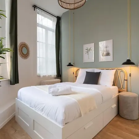 Hypercentre - Bright Apartment! Лилль